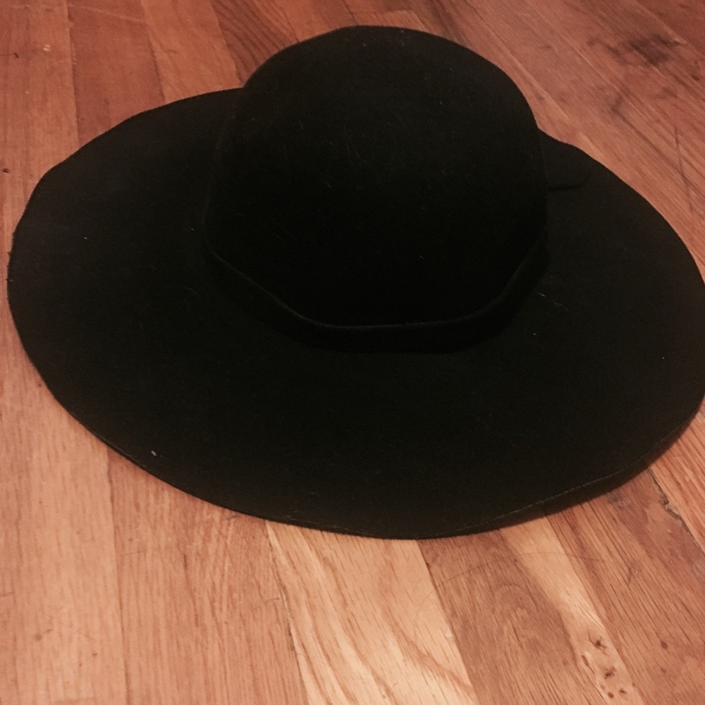 BRAND NEW !!! Suede floppy hat !!!